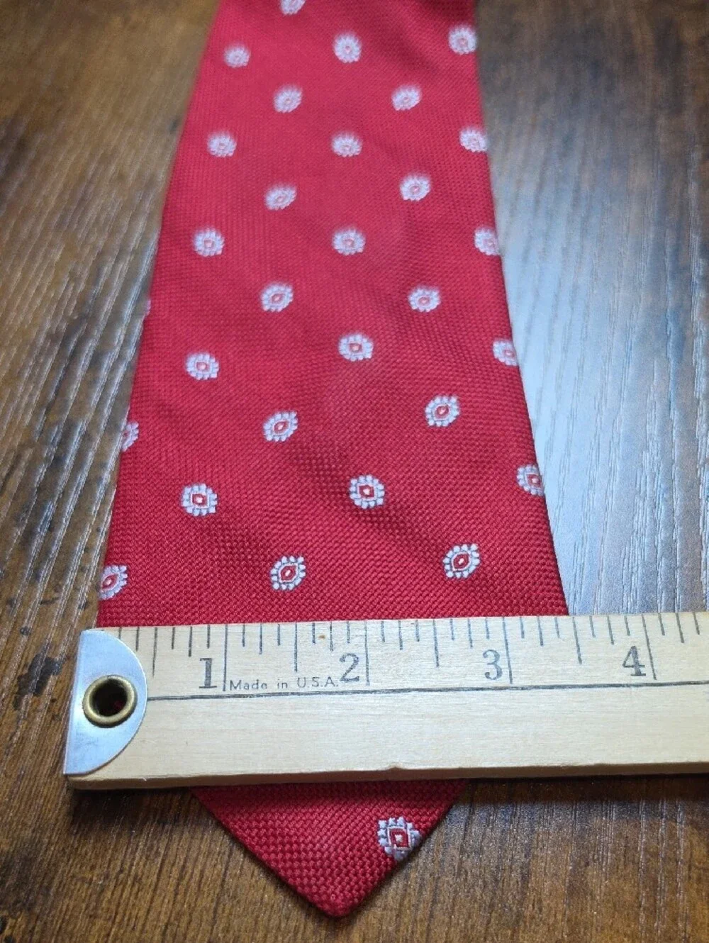 BROOKS BROTHERS | Italian Silk Red Medallion Necktie‎ USA Classic | 64